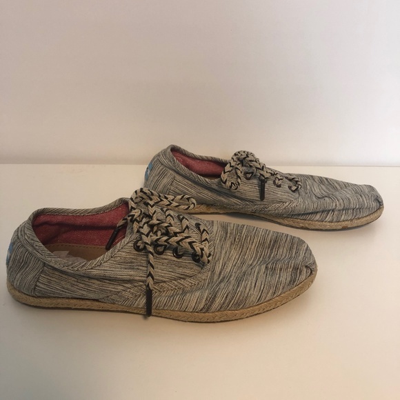 TOMS Gray Heathered Sneakers Shoes ((size W9)) - Picture 2 of 8